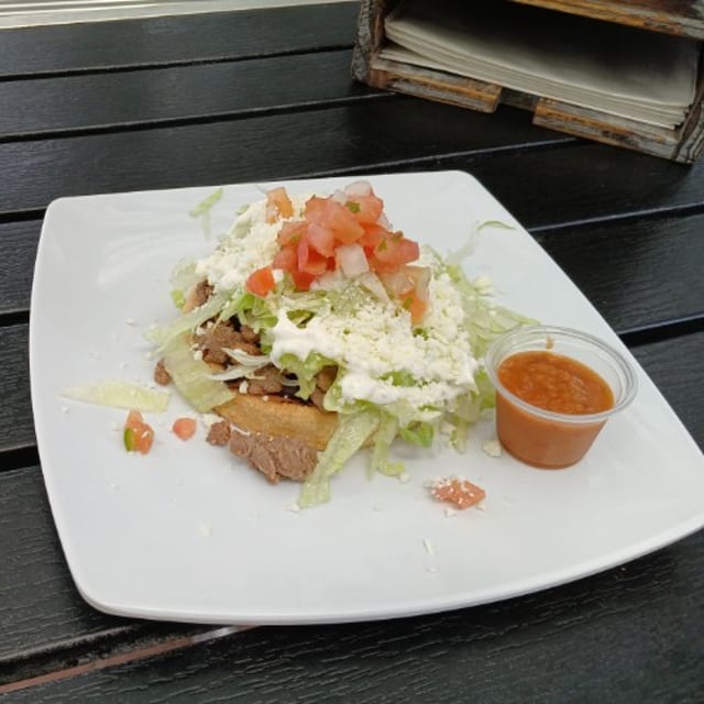 Sopes.